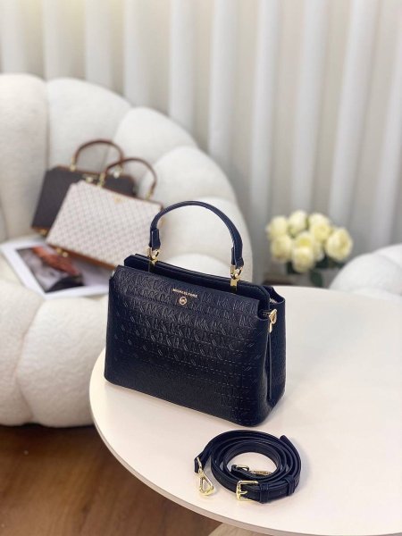 اسود مختم صغير